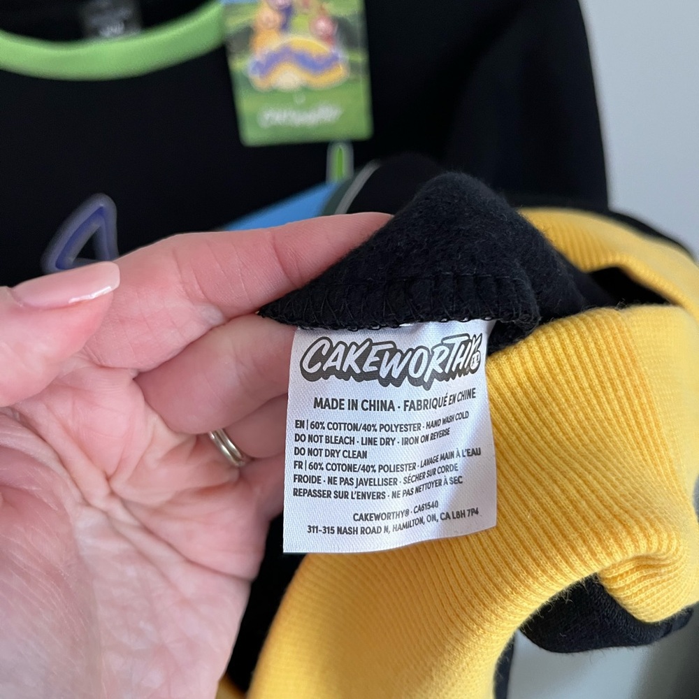 Cakeworthy Teletubbies Sweatshirt size medium NWT - Picture 5 of 7